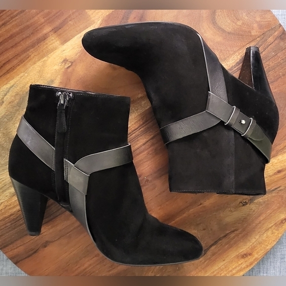 COLE HAAN Calico Zip Low Suede Boot NIKE Comfort Collab Black Size 8 - Picture 4 of 11